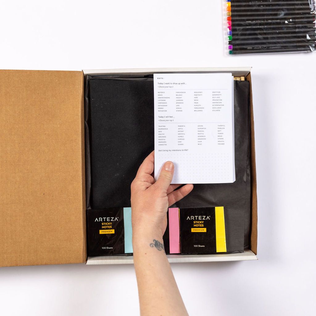 The ONE Book Ultimate Box (paperback)